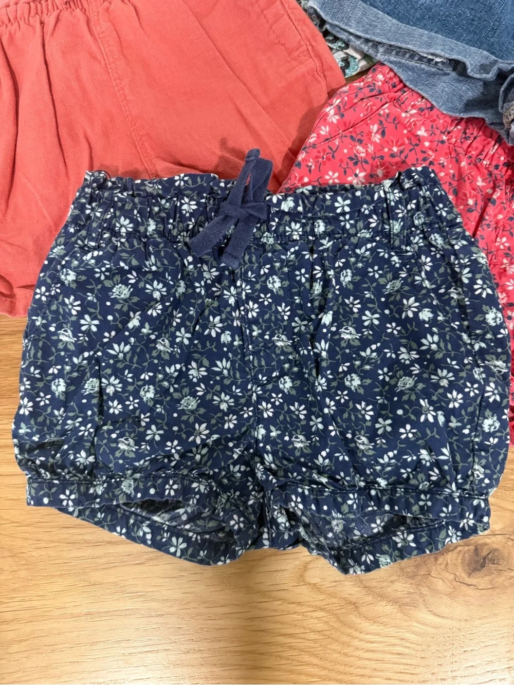 GAP/Old Navy  Girls 3 years Coral/Navy Floral, Denim Shorts Pack of 5